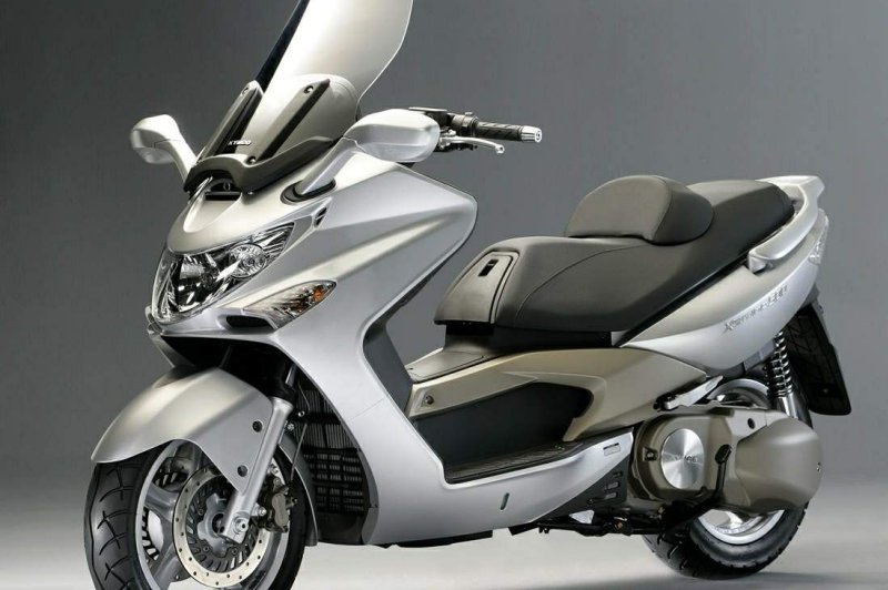 Kymco Scooters 500cc model